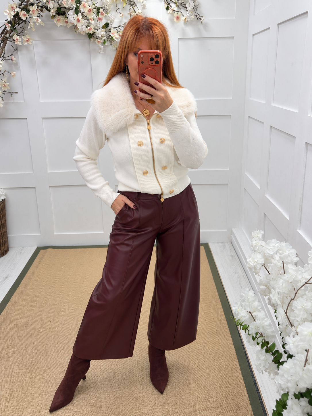 Lainey: 3/4 faux leather trousers. 3 sizes. 3 colours