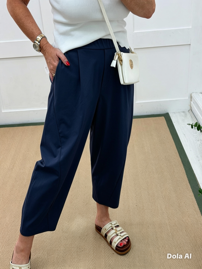 Billie: Barrel leg trousers with pockets. One size: 10-18. 5 colours