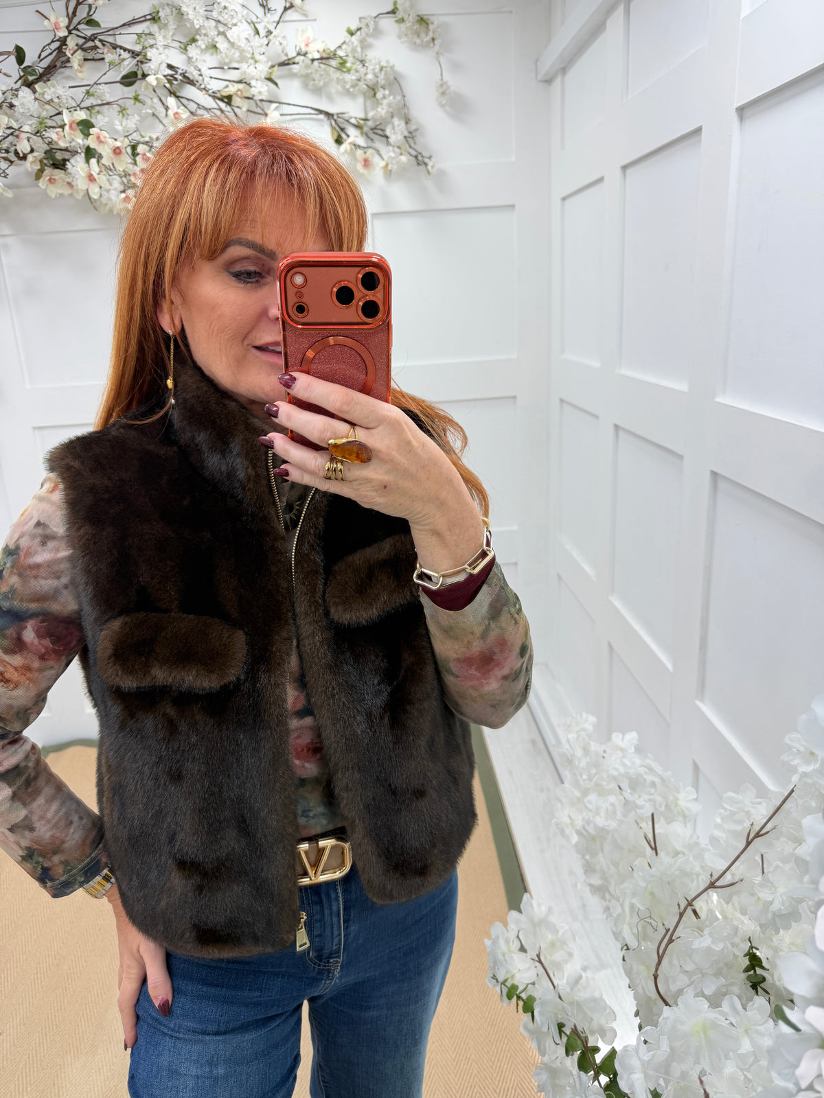 Gabby: Faux fur gilet with chest pockets and suede lining. 2 sizes. 2 colours