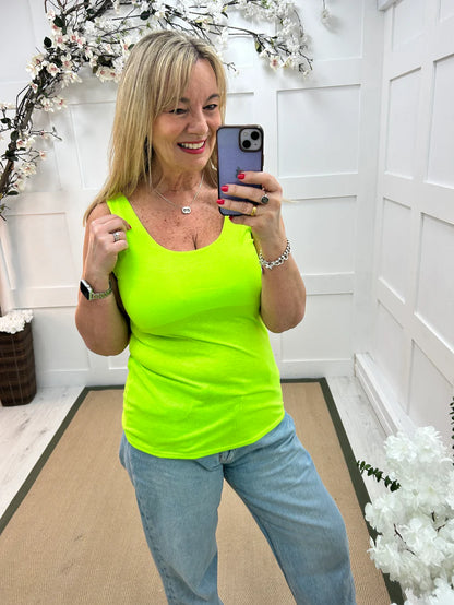 Abigail: Stretchy basic vest top. 2 sizes: Various colours