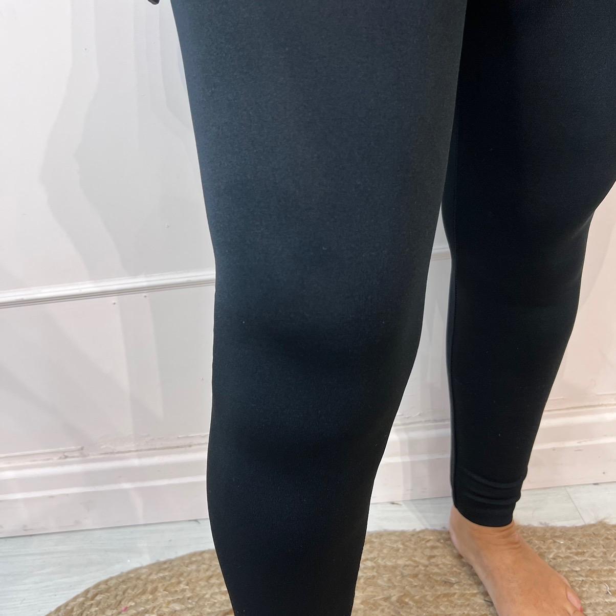 Lorie: Stretchy high waist leggings. One Size 12-22