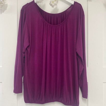 Emma: Long sleeved bubble hem top. One size 16-22