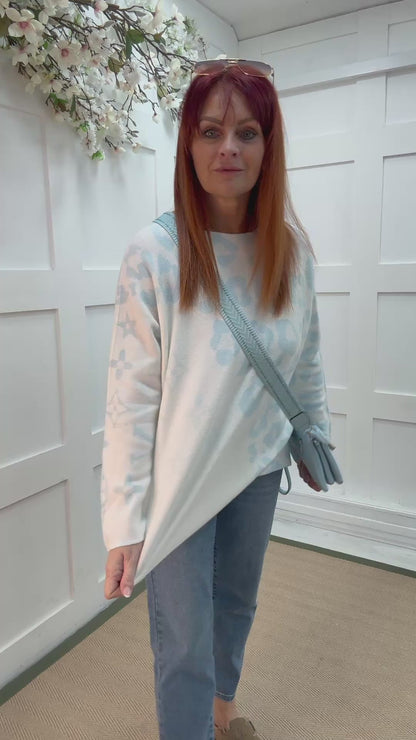 Alice: Blue & white leopard print top. One size: 12-20