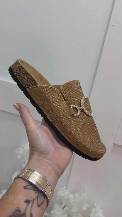 Mandie: Camel sparkle buckle mule. Sizes: 3-8